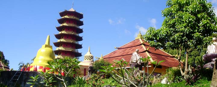 Pagoda Ekayana Tomohon