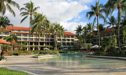 Mercure Manado Tateli Beach Resort